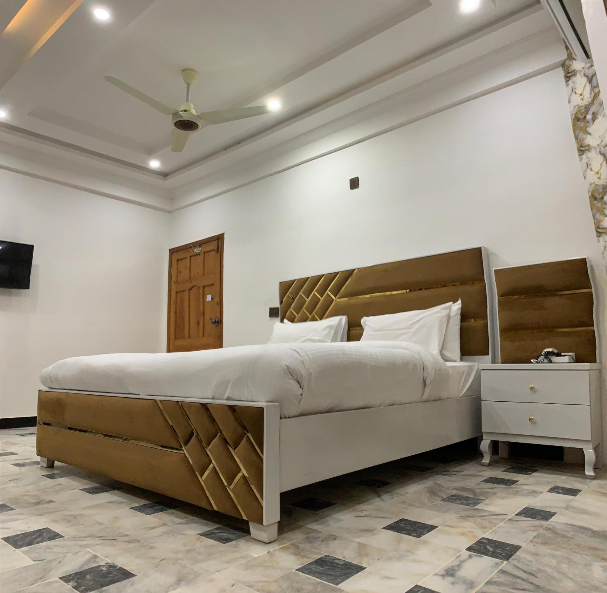 Hotel Flower Of Capital Исламабад Экстерьер фото
